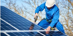 Installation Maintenance Panneaux Solaires Photovoltaïques à Le Bourdet